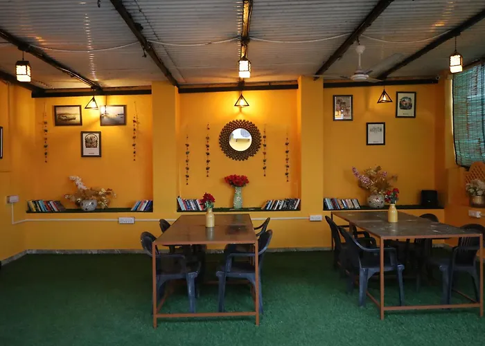 Alampat Nest By The Lake Udaipur