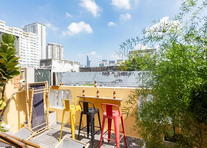 Saigon Authentic Hostel: Rooftop Retreat with Culinary Experiences Ho Chi Minh City