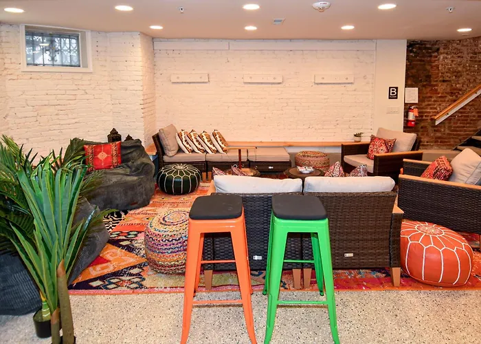 Caravan Hostel Dc Washington