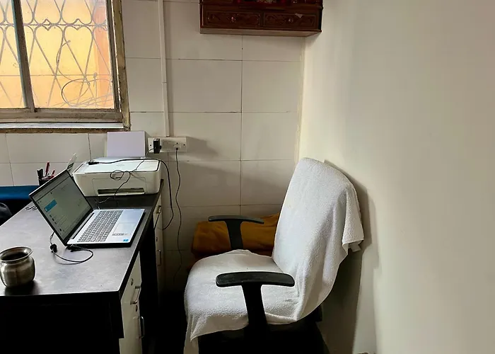 Prince Solo Hostel Mumbai