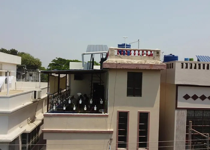 Calcutta Backpackers Hostel