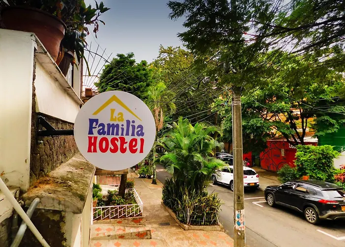 La Familia Hostel - Manila Medellin