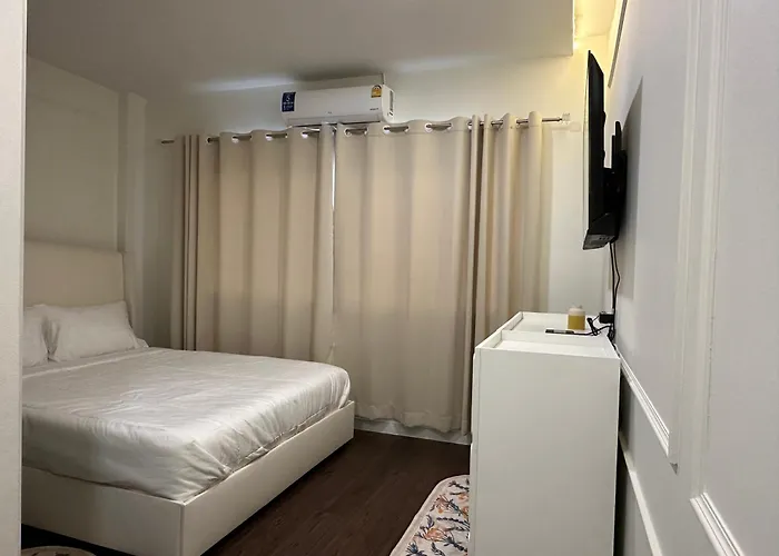 Abouttime Bangkok Hostel