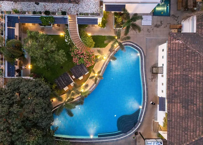 Moustache Goa Luxuria Hostel Vagator