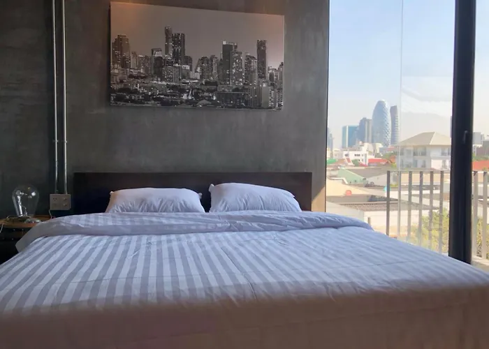 The Local Ari Hostel Bangkok