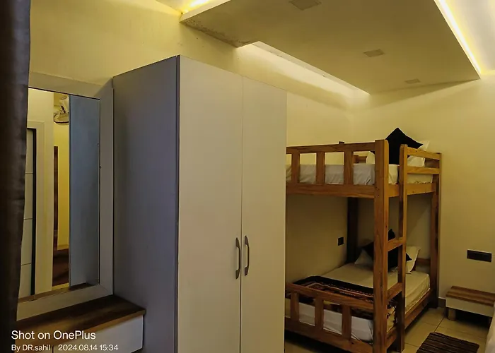 G Vibes Guest House Agra 