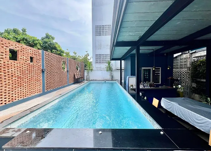 Deva Hostel & Relax Pool Chiang Mai