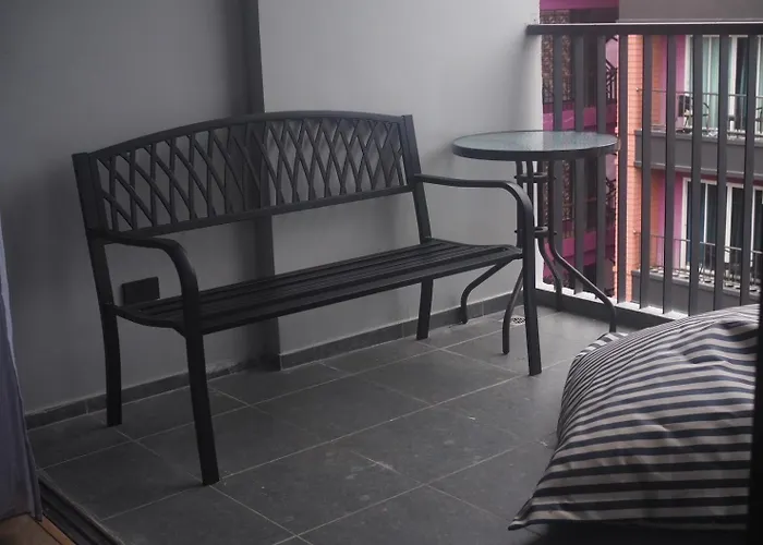 Leon'S Loft House Hostel Patong