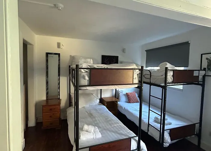 The Kingsview Townhouse - Boutique Hostel Edinburgh