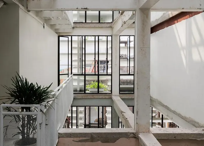 C'House Bangkok Hostel