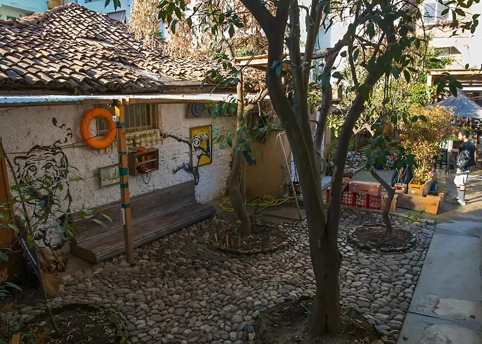 Tirana Backpacker Hostel