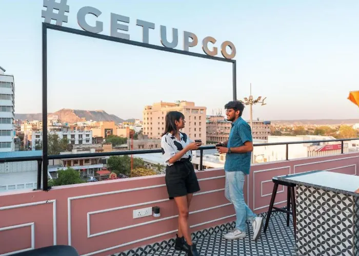 The Hosteller Jaipur, Mi Road