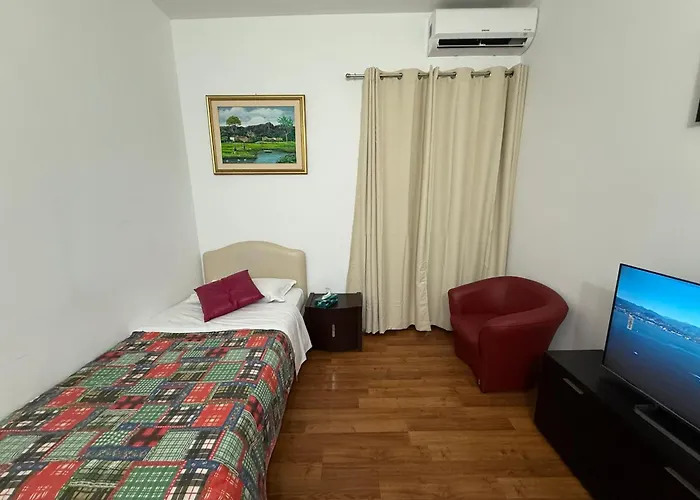 Two Ducks Hostel Rome