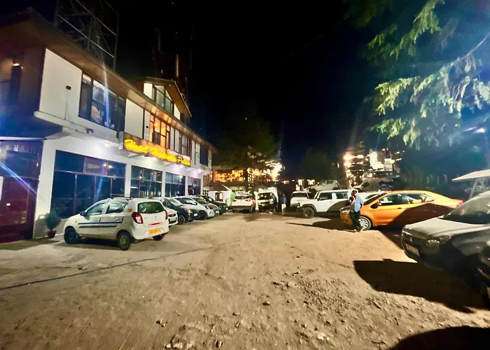 The Royal Hadimba Luxury Stay , Near Mall Road Manali