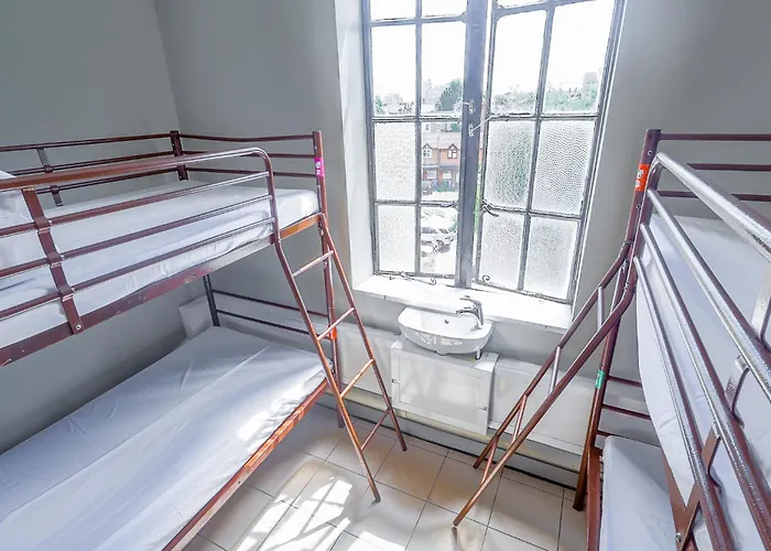 Rest Up London Hostel