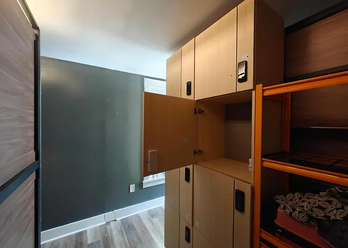 I Street Capsule Hostel Washington