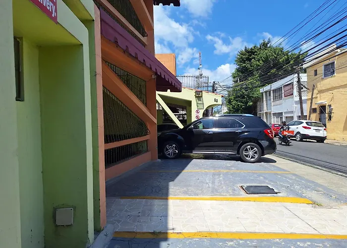 Hotel Enrique Gazcue Bed Breakfast And Parking Santo Domingo