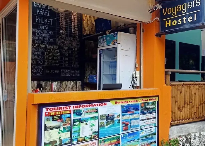 Voyagers Hostel Phi Phi Don