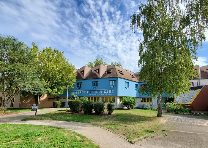 Auberge De Jeunesse Hi Strasbourg 2 Rives