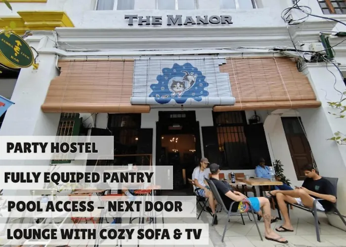 The Manor By Mingle - Poolside Access Next Door Hostel Kuala Lumpur