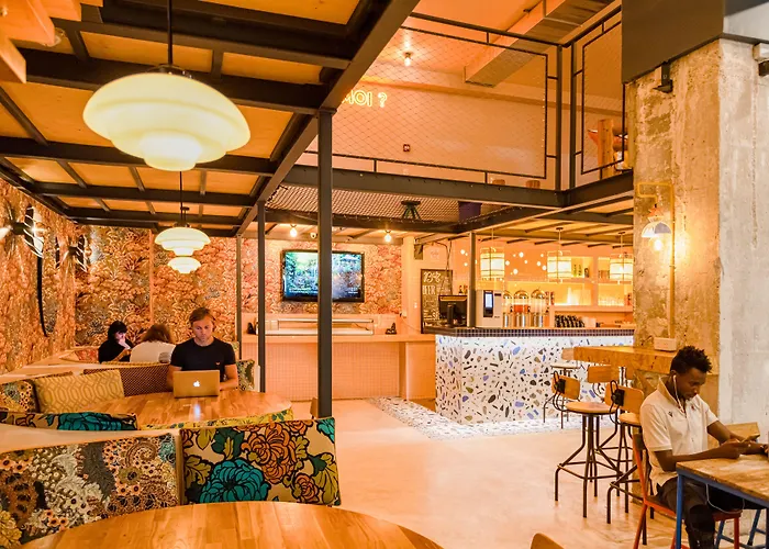 Villa Saint Exupery Beach Hostel Nice