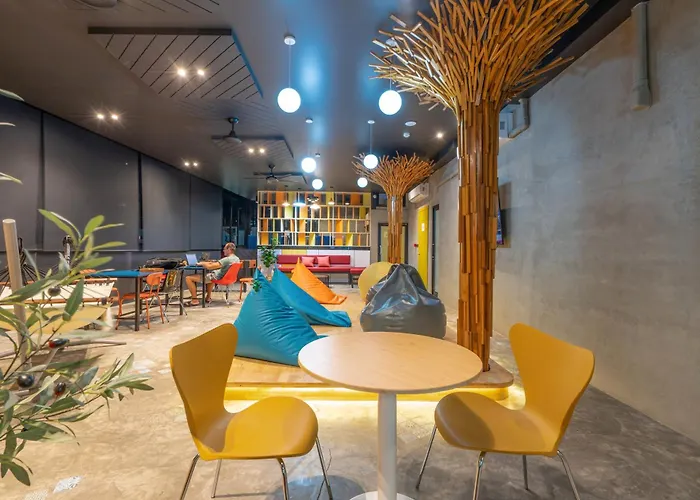 Patong Poshtel (Adults Only) Hostel