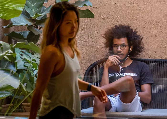 Amistat Beach Hostel Barcelona