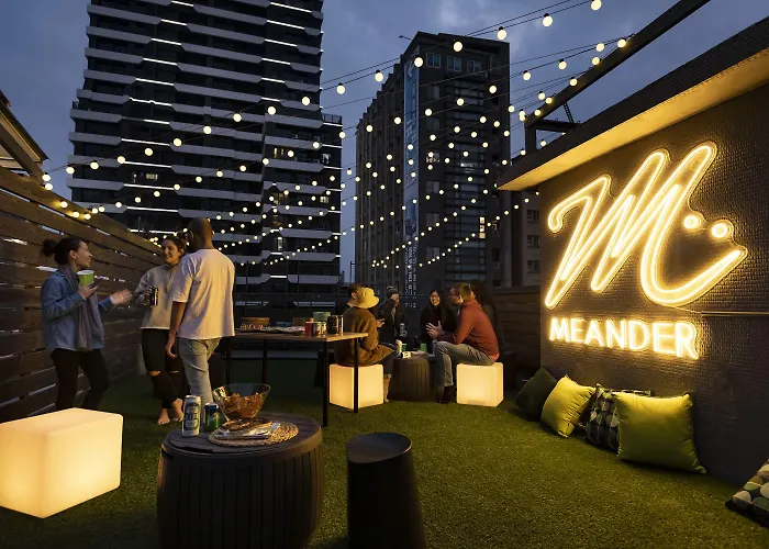 Meander Taipei Hostel