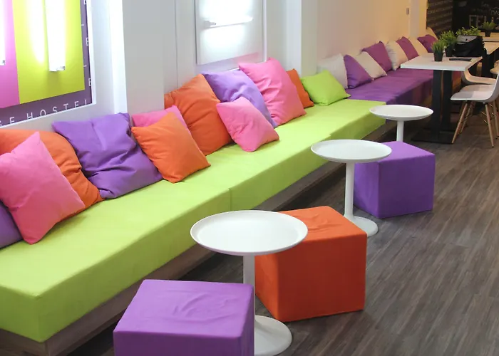 Chameleon Youth Hostel Alicante