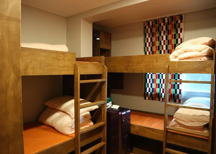 Zzzip Guesthouse In Hongdae Seoul