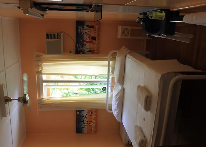 Civic Guest House Townsville
