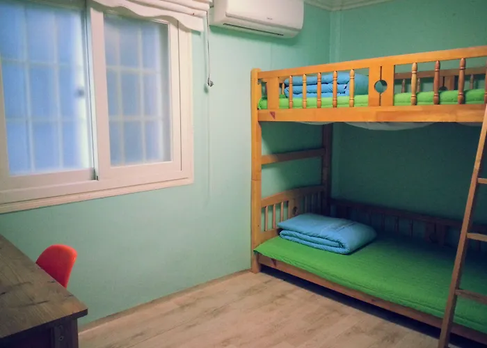 Blue Backpackers Hostel Busan