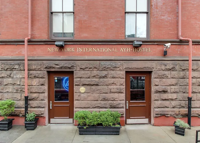 Hi New York City Hostel