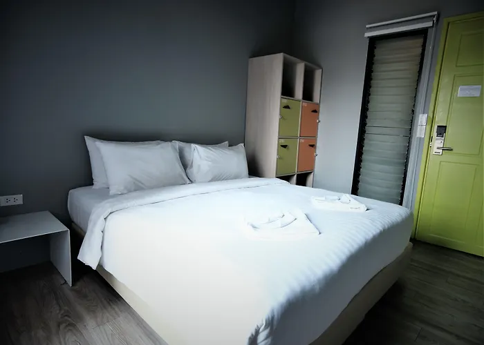 Isanook Hostel Bangkok