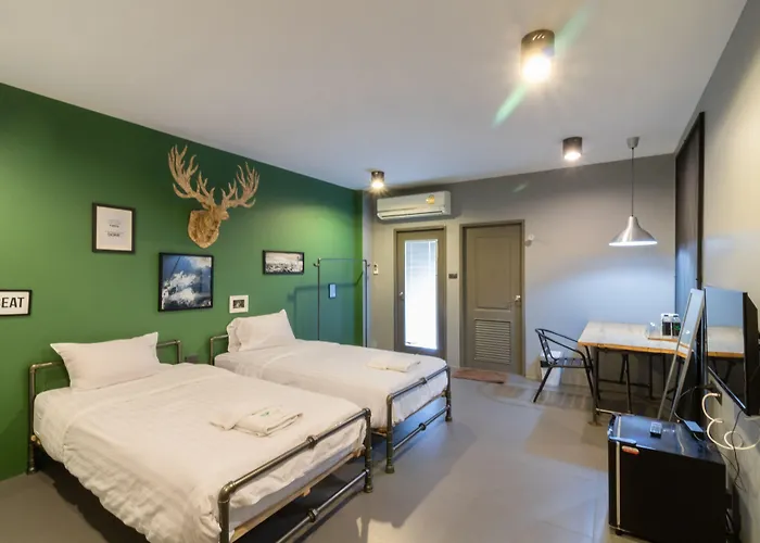 Petchyindee Kingdom Hostel Bangkok