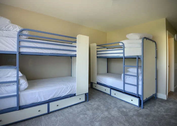 3 Lakes Hostel Killarney