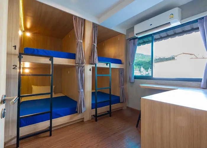 Patong Poshtel (Adults Only) Hostel