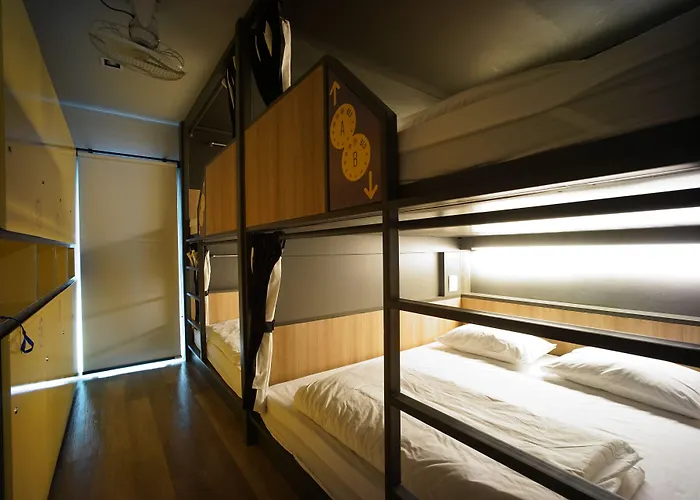 Brb Hostel Bangkok Silom
