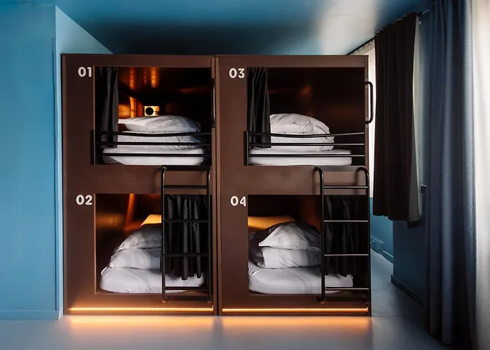 The People Lyon Hostel