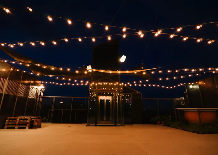 Sook Station Hostel Bangkok