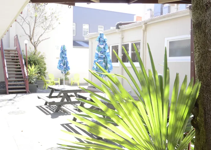 Bridge Backpackers Hostel Nelson