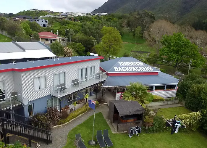 Tombstone Motel, Lodge & Backpackers Picton