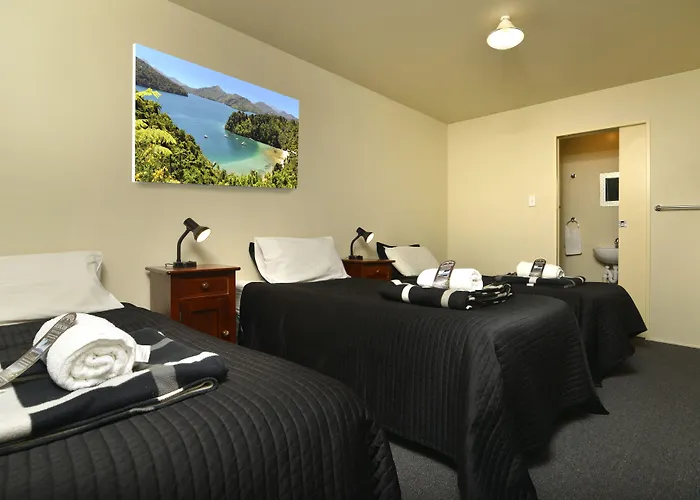 Tombstone Motel, Lodge & Backpackers Picton