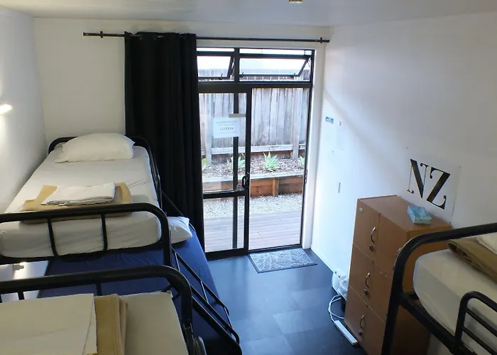 Bay Adventurer Backpackers & Apartments Paihia