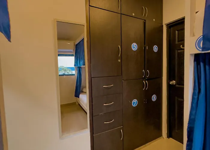 Casa Del Puerto Hostel & Suites Cartagena
