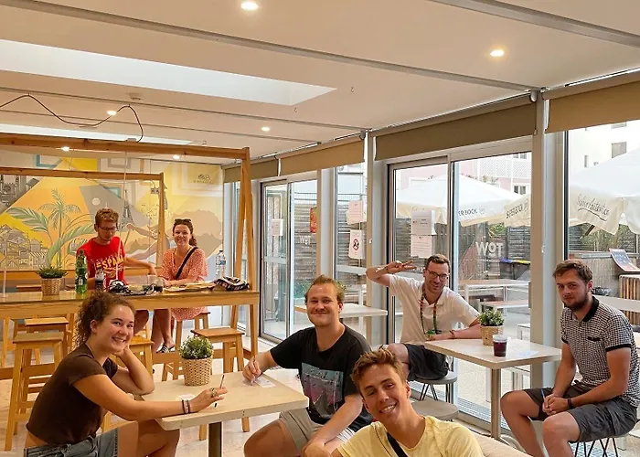 Wot Nomad Social Hostel Lisbon