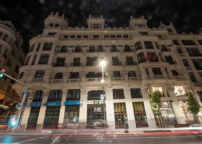 Room Gran Via Madrid