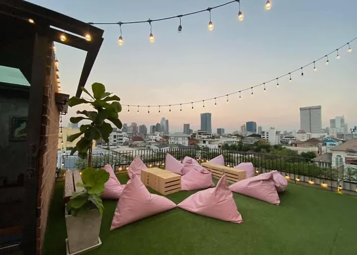 The Local Ari Hostel Bangkok