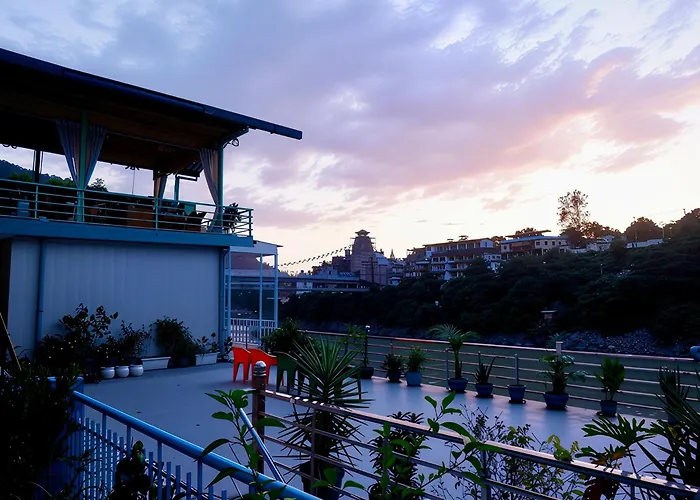 Karwaan By The Ganges Hostel Rishikesh