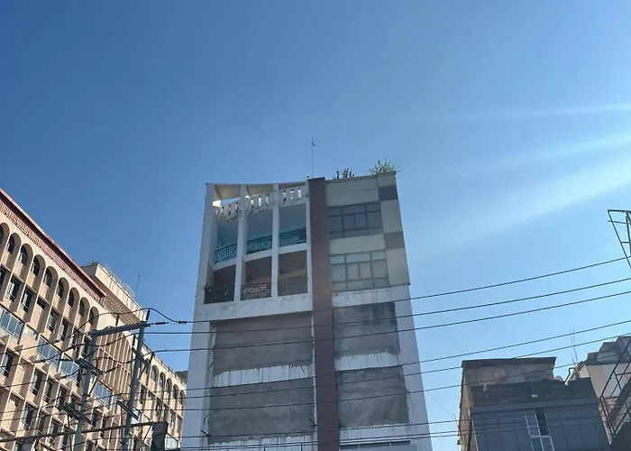 Travelers Hostel Guwahati